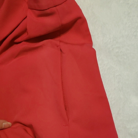 Elegant Pink Women's Skirt w/Pockets - Picture 3 of 4